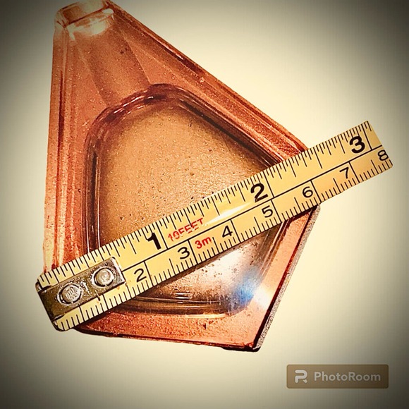 Art Deco MCM Geometric Triangular Diamond Coral Glass Ashtray - Picture 6 of 6